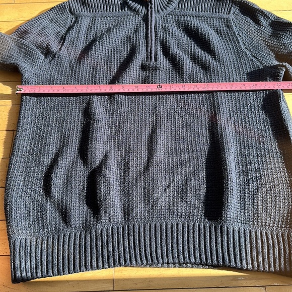 Eddie Bauer Sweater - Picture 3 of 6